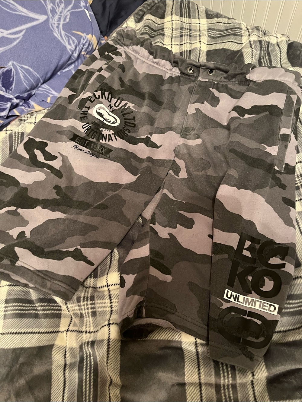 Ecko Unlimited Black and Gray Camo Boys' Shorts